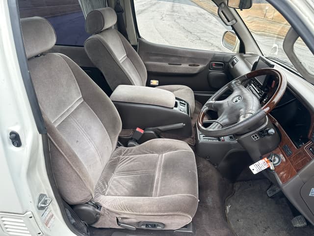 1999 Toyota HiAce JDM car for sale — photo 12 of 20