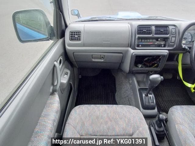 1999 Suzuki Jimny JDM car for sale — photo 17 of 25