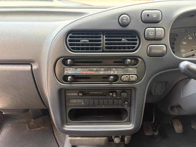 1996 Daihatsu Atrai JDM car for sale — photo 19 of 20
