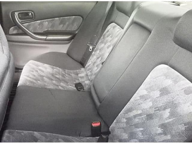 1998 Nissan Skyline JDM car for sale — photo 6 of 7