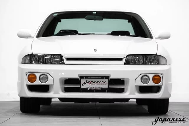 1997 Nissan Skyline JDM car for sale — photo 2 of 25