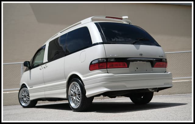 1998 Toyota Estima JDM car for sale — photo 7 of 19