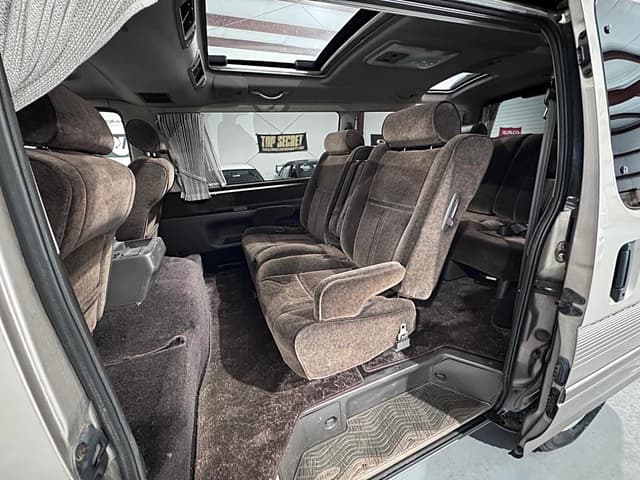 1995 Toyota HiAce JDM car for sale — photo 16 of 25