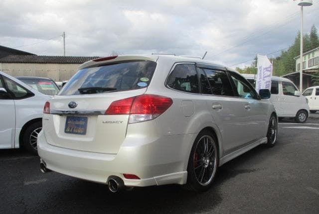 2009 Subaru Legacy JDM car for sale — photo 8 of 25