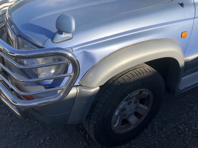 1996 Toyota Hilux Surf JDM car for sale — photo 3 of 5