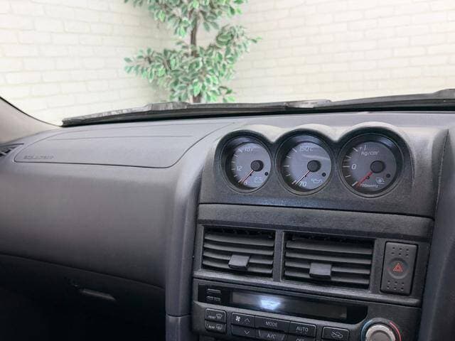 1998 Nissan Skyline JDM car for sale — photo 8 of 17