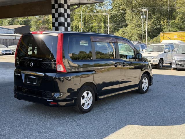 2008 Nissan Serena JDM car for sale — photo 7 of 19