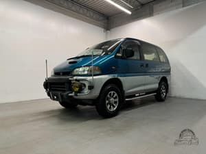 1997 Mitsubishi Delica JDM car for sale