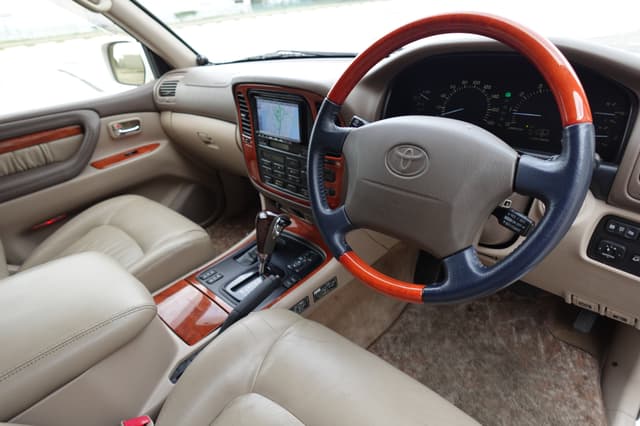 1999 Toyota Land Cruiser JDM car for sale — photo 12 of 19