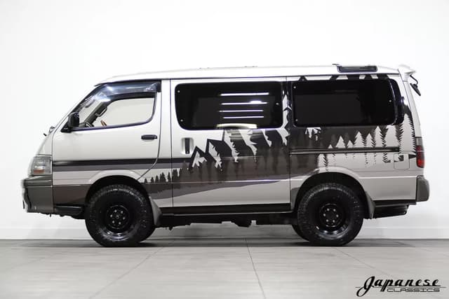 1996 Toyota HiAce JDM car for sale — photo 4 of 25