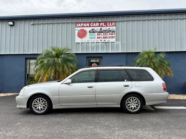 2001 Toyota Crown JDM car for sale — photo 5 of 23