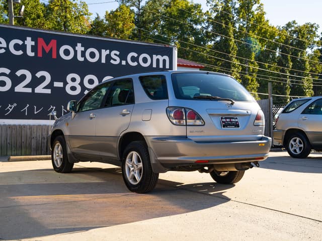 2001 Toyota Harrier JDM car for sale — photo 9 of 18