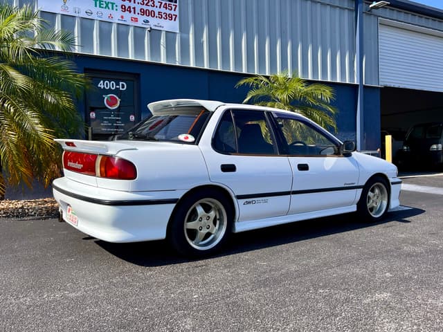 1991 Isuzu JDM car for sale — photo 11 of 25