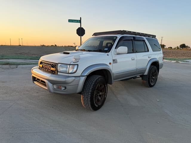1999 Toyota Hilux Surf JDM car for sale — photo 4 of 25