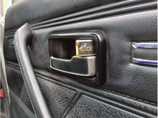 1977 Nissan Skyline JDM car for sale — photo 12 of 20