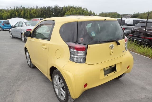 2010 Toyota JDM car for sale — photo 3 of 25
