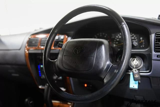 1996 Toyota Hilux JDM car for sale — photo 15 of 25