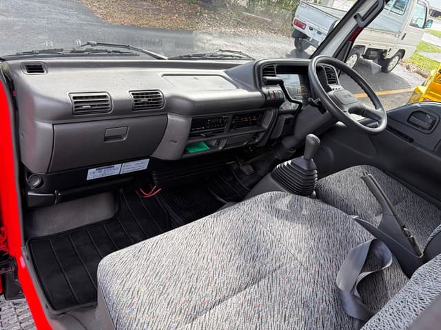 1998 Isuzu Elf JDM car for sale — photo 12 of 16