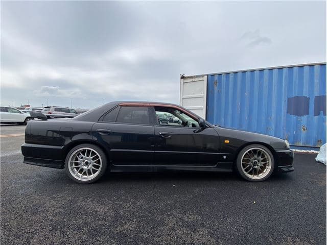 1999 Nissan Skyline JDM car for sale — photo 4 of 12