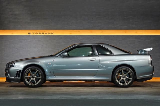 2002 Nissan Skyline JDM car for sale — photo 13 of 25