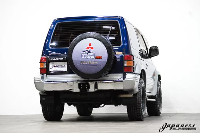 1995 Mitsubishi Pajero JDM car for sale — photo 8 of 25