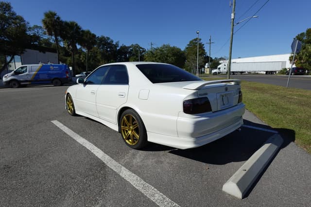 1999 Toyota Chaser JDM car for sale — photo 8 of 17