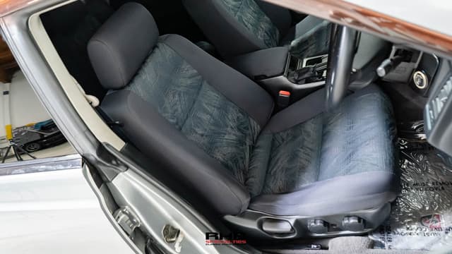2001 Nissan Stagea JDM car for sale — photo 10 of 25