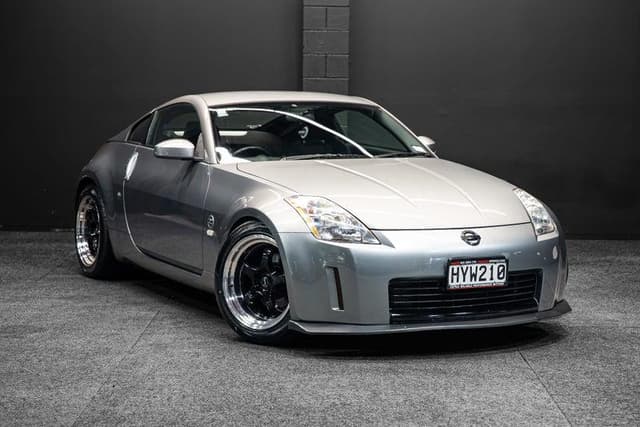 2004 Nissan Fairlady Z JDM car for sale — photo 11 of 17