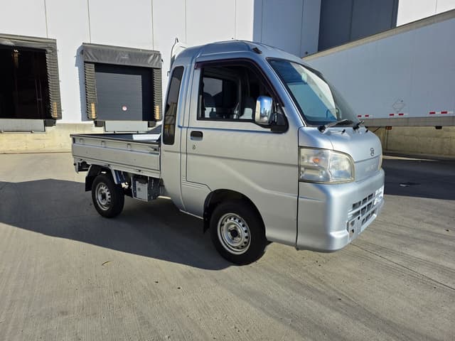 2008 Daihatsu Hijet JDM car for sale — photo 2 of 12