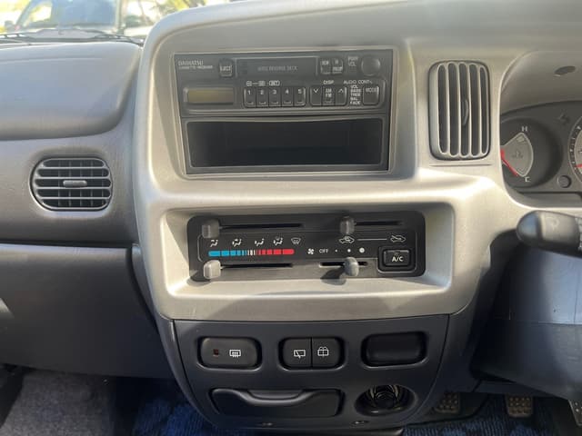 1999 Daihatsu Atrai JDM car for sale — photo 17 of 19
