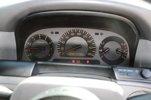 2000 Toyota Crown JDM car for sale — photo 19 of 25