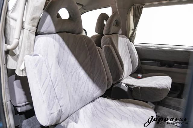 1994 Mitsubishi Delica JDM car for sale — photo 15 of 25