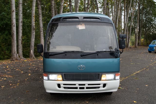 1997 Toyota Coaster JDM car for sale — photo 2 of 15