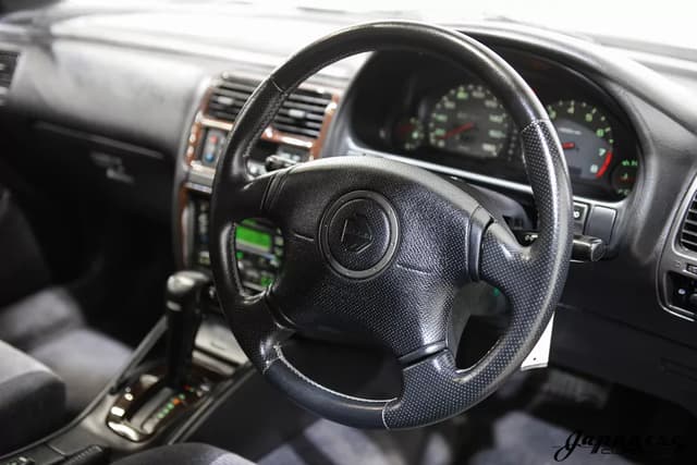 1996 Subaru Legacy JDM car for sale — photo 13 of 25