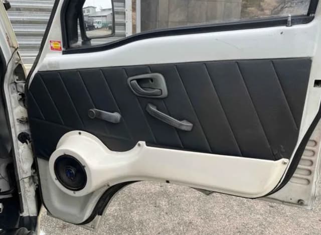 1993 Suzuki Carry JDM car for sale — photo 16 of 18