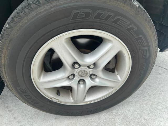 2001 Toyota Harrier JDM car for sale — photo 10 of 12