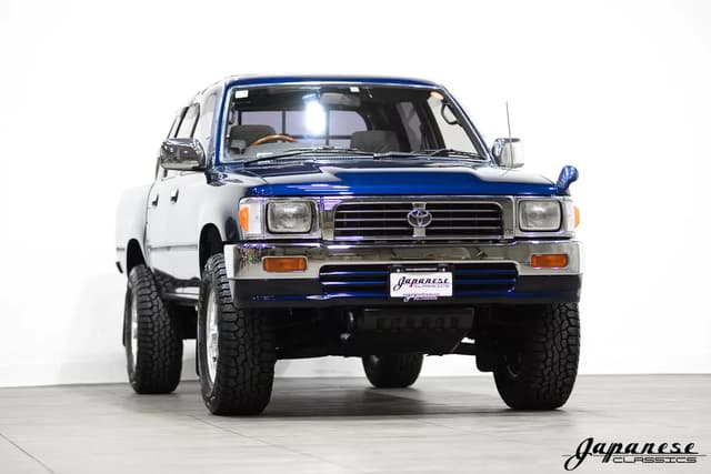 1996 Toyota Hilux JDM car for sale — photo 3 of 25