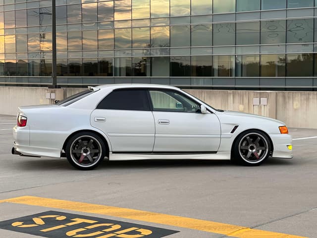 1998 Toyota Chaser JDM car for sale — photo 6 of 27