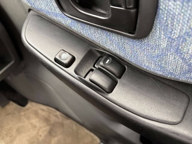 1999 Mitsubishi Pajero Mini JDM car for sale — photo 17 of 25