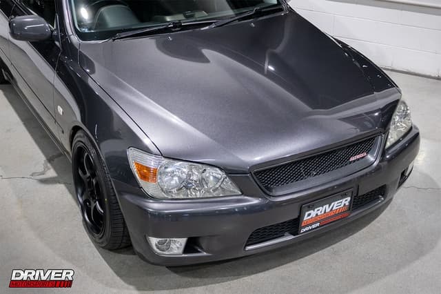 1999 Toyota Altezza JDM car for sale — photo 22 of 25