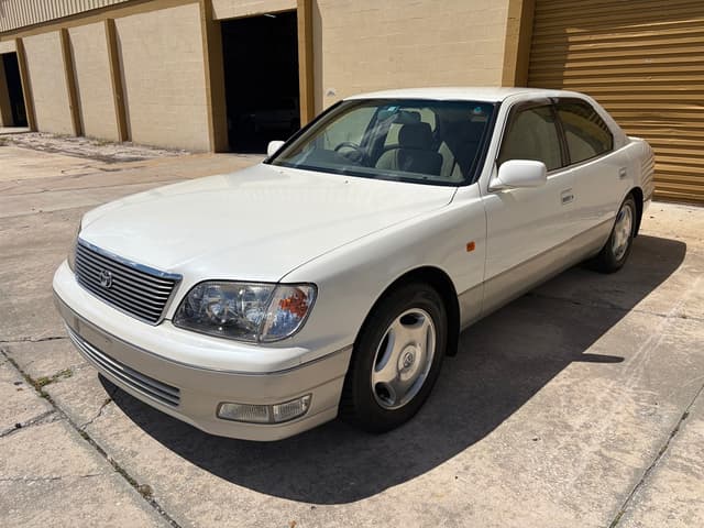 1998 Toyota Celsior JDM car for sale — photo 4 of 18
