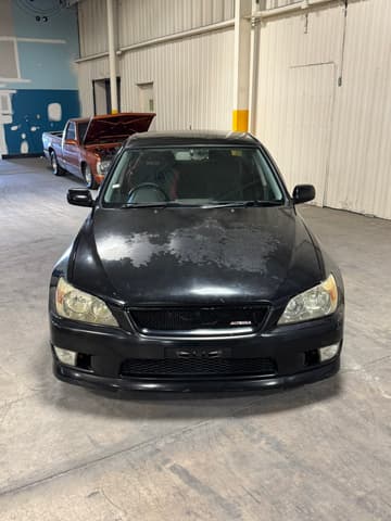1998 Toyota Altezza JDM car for sale — photo 11 of 25