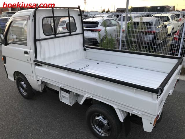 1994 Daihatsu Hijet JDM car for sale — photo 3 of 19
