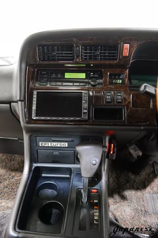 1996 Toyota HiAce JDM car for sale — photo 11 of 25