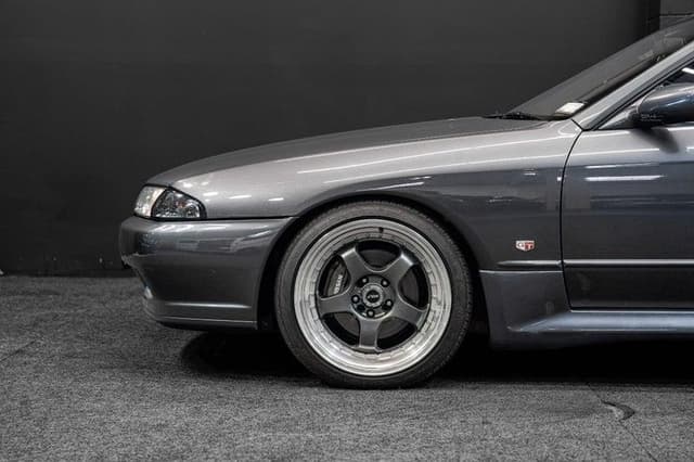 1991 Nissan Skyline JDM car for sale — photo 7 of 19