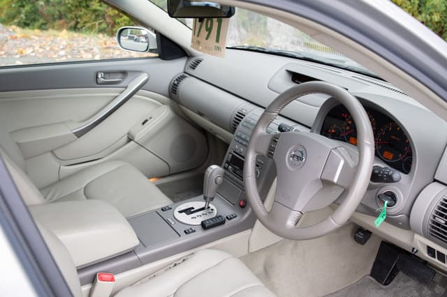 2001 Nissan Skyline JDM car for sale — photo 9 of 15