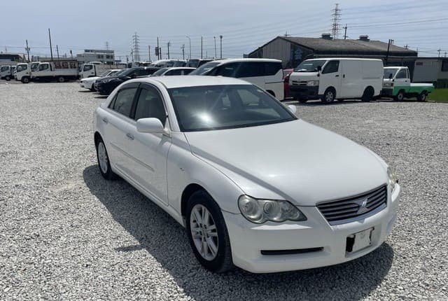 2004 Toyota Mark X JDM car for sale — photo 8 of 10