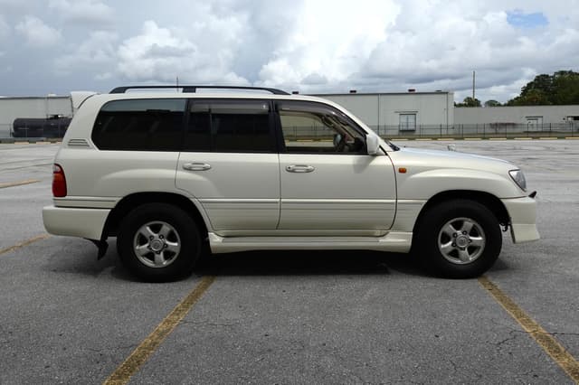 2000 Toyota Land Cruiser JDM car for sale — photo 5 of 17