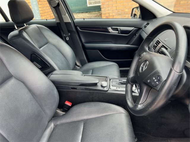 2009 Mercedes-Benz JDM car for sale — photo 13 of 16