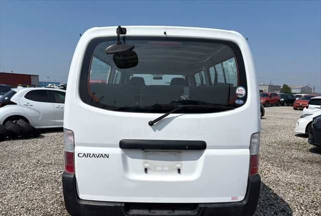 2007 Nissan Caravan JDM car for sale — photo 4 of 25